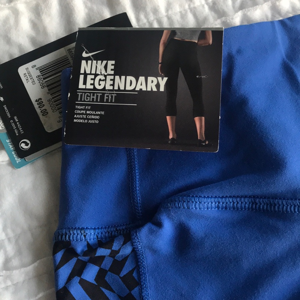 Nike - Picture 5 of 5